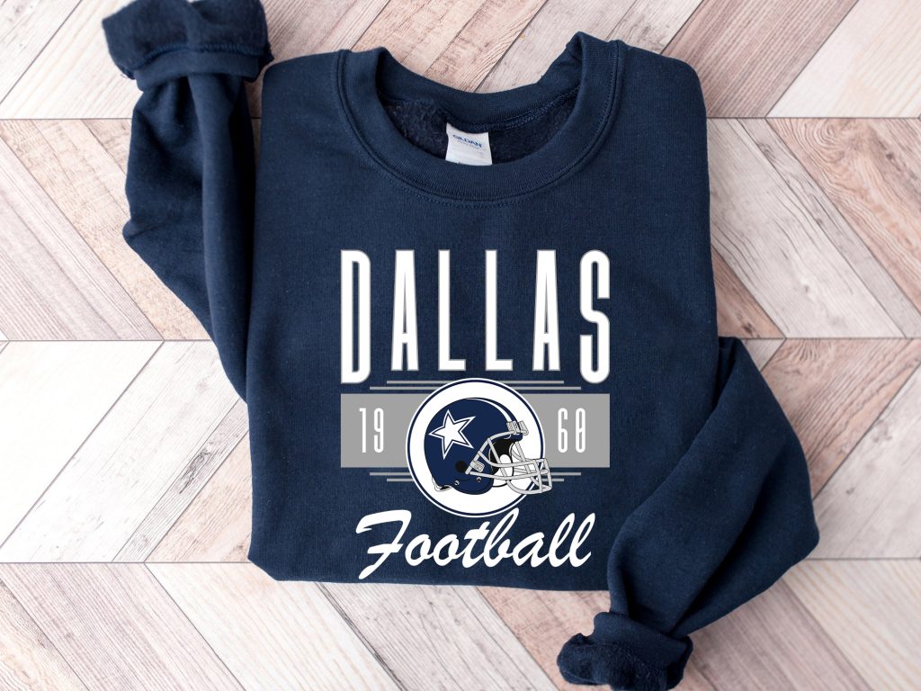 Vintage 1990s retailer Dallas Cowboys NFL Crewneck Americas Best Size Small