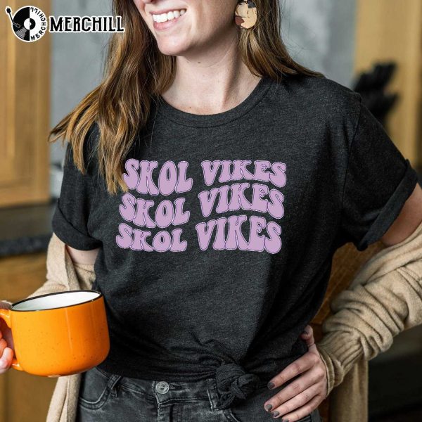 Groovy Skol Vikes Womens Minnesota Vikings Shirt Gifts for Vikings Fans