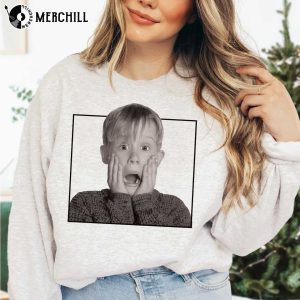 Kevin Home Alone Face Shirt Home Alone Christmas Shirt Presents for 8 Year Olds 2