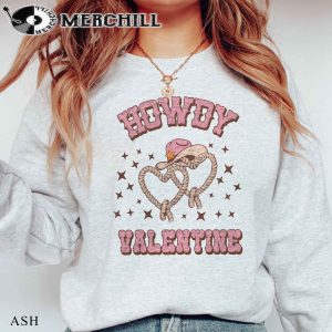 Retro Cowboy Western Valentine Howdy Funny Cute Vintage Sweatshirt 4