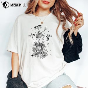 Fourth Wing Sweatshirt Bookish Shirt Gift 3