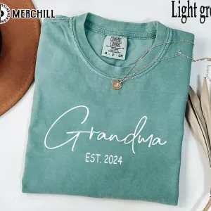 Custom Grandma Est Date Shirt Personalised Gifts for Mum 6