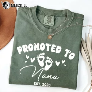 Promoted To Grandma Nana Est 2025 Shirt Mothers Day Presents for Grandma