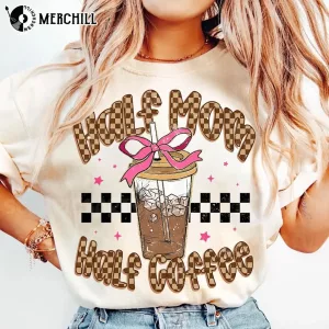 Retro Checkered Mama Half Mom Half Coffee Tee Gift Ideas for Your Mom